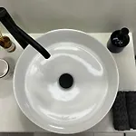 Rest דירה